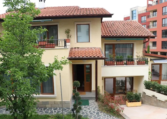 Urban House