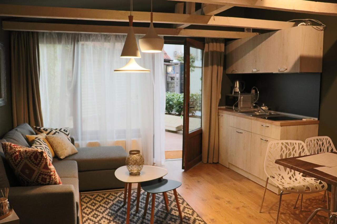 Urban House Apartment