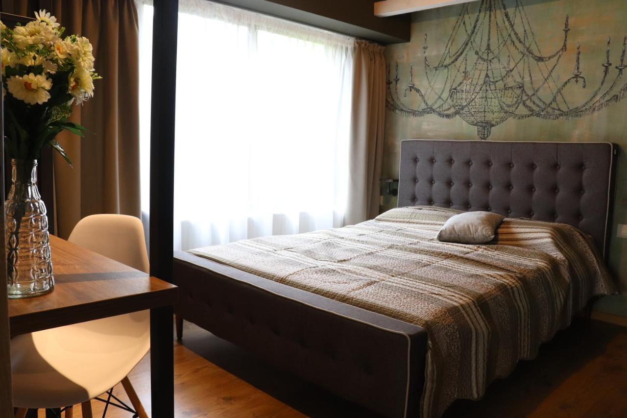Urban House Apartment *